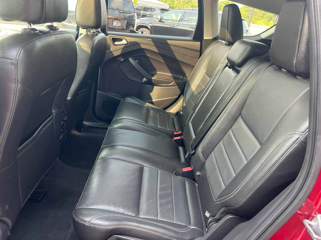 Ford Escape 4WD 4dr Titanium 2015