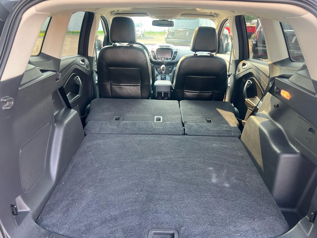 Ford Escape 4WD 4dr Titanium 2015