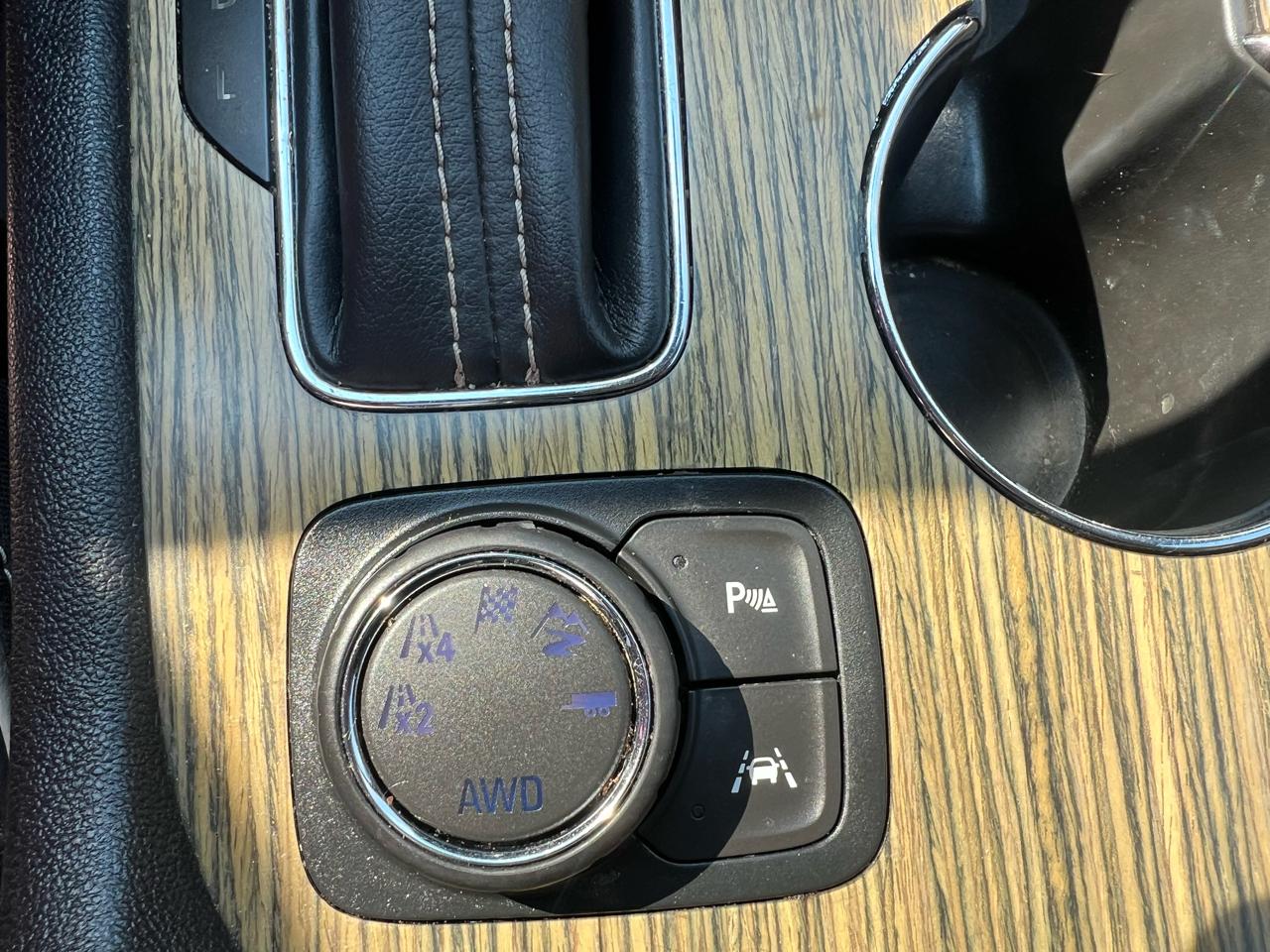 GMC Acadia AWD 4dr Denali 2019