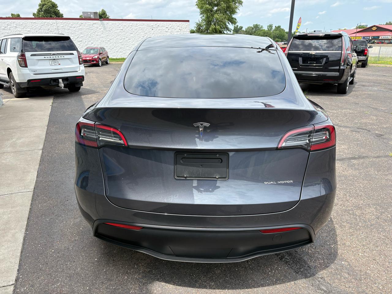Tesla Model Y Long Range AWD 2023