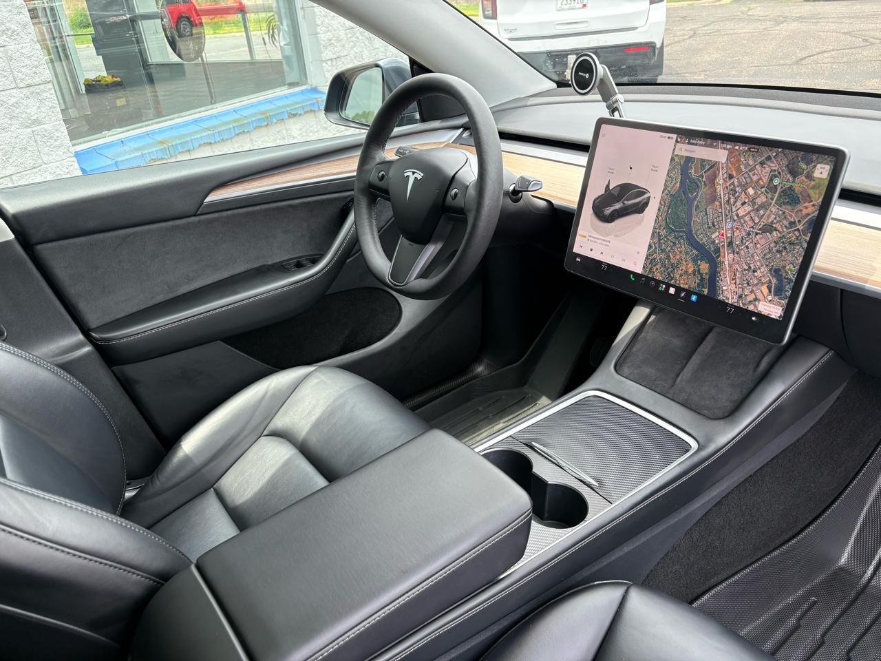 Tesla Model Y Long Range AWD 2023