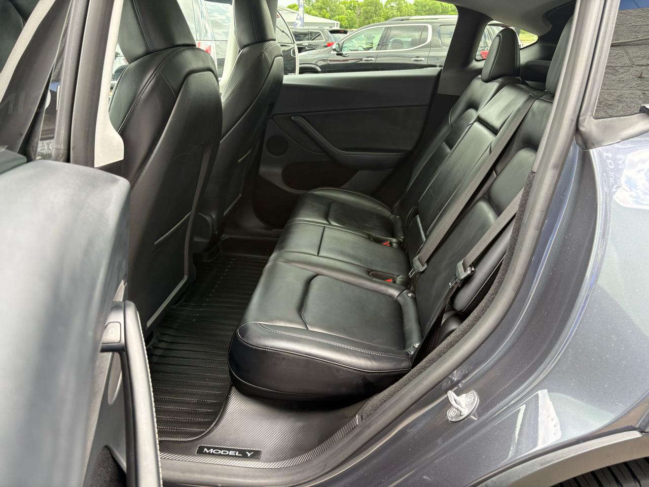 Tesla Model Y Long Range AWD 2023