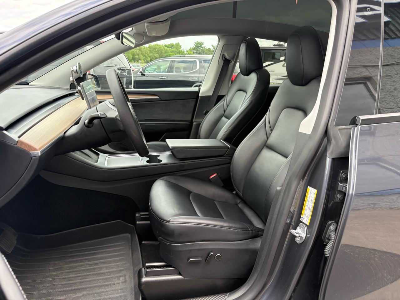 Tesla Model Y Long Range AWD 2023