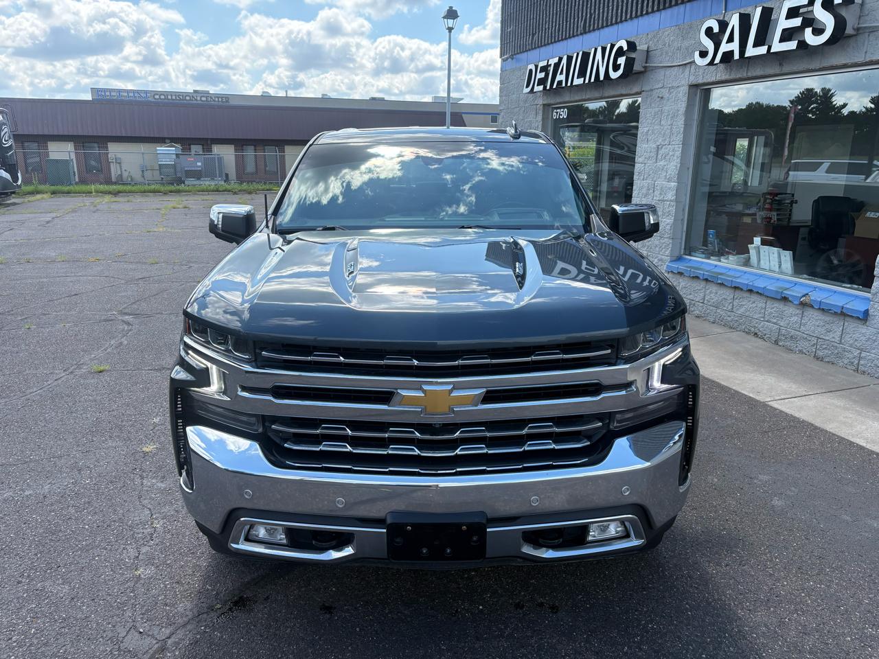 Chevrolet Silverado 1500 4WD Crew Cab 147" LTZ 2021