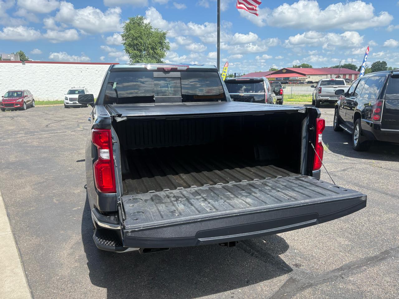 Chevrolet Silverado 1500 4WD Crew Cab 147" LTZ 2021