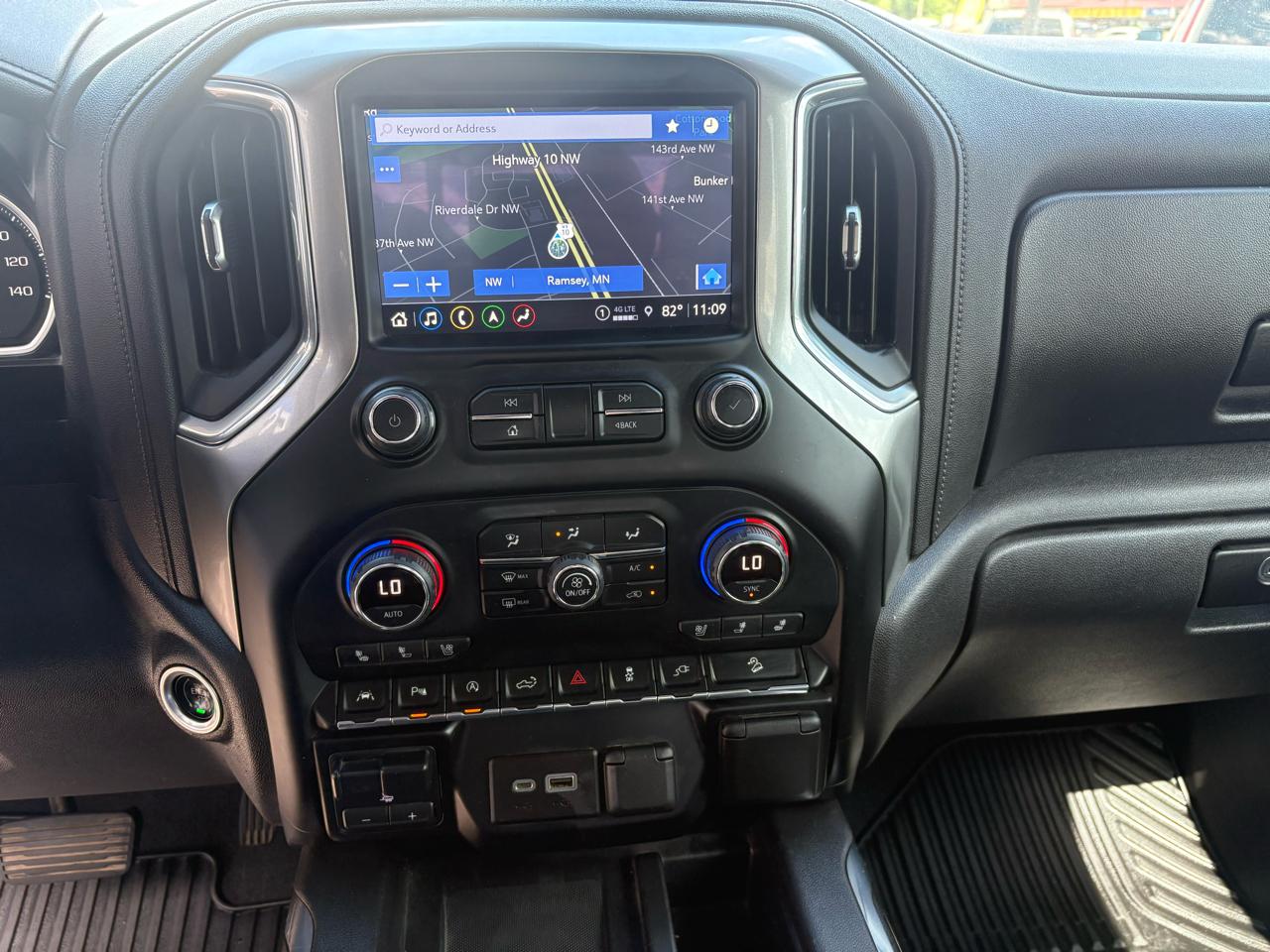 Chevrolet Silverado 1500 4WD Crew Cab 147" LTZ 2021