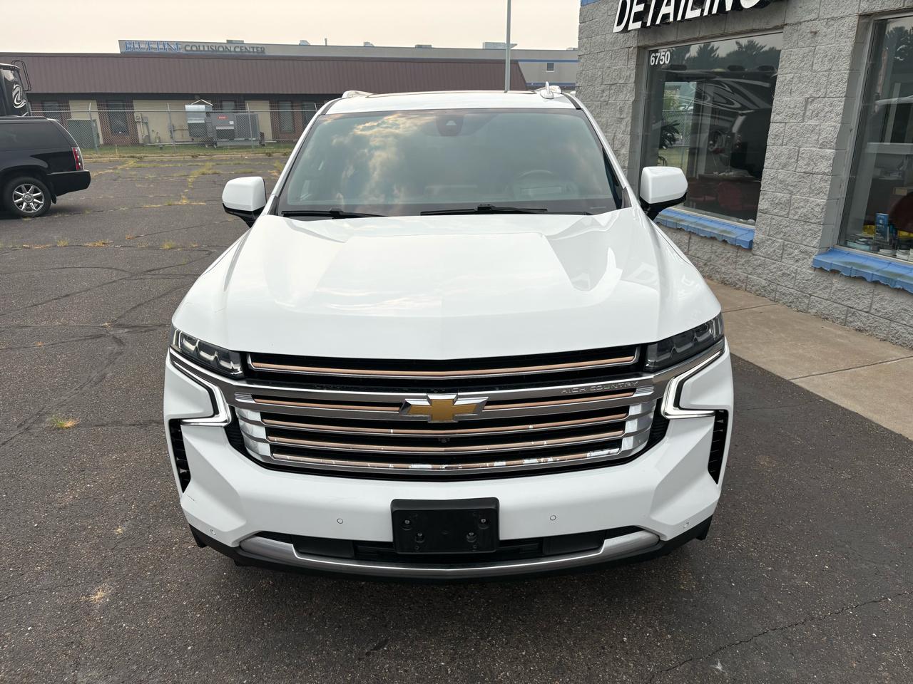 Chevrolet Suburban 4WD 4dr High Country 2021