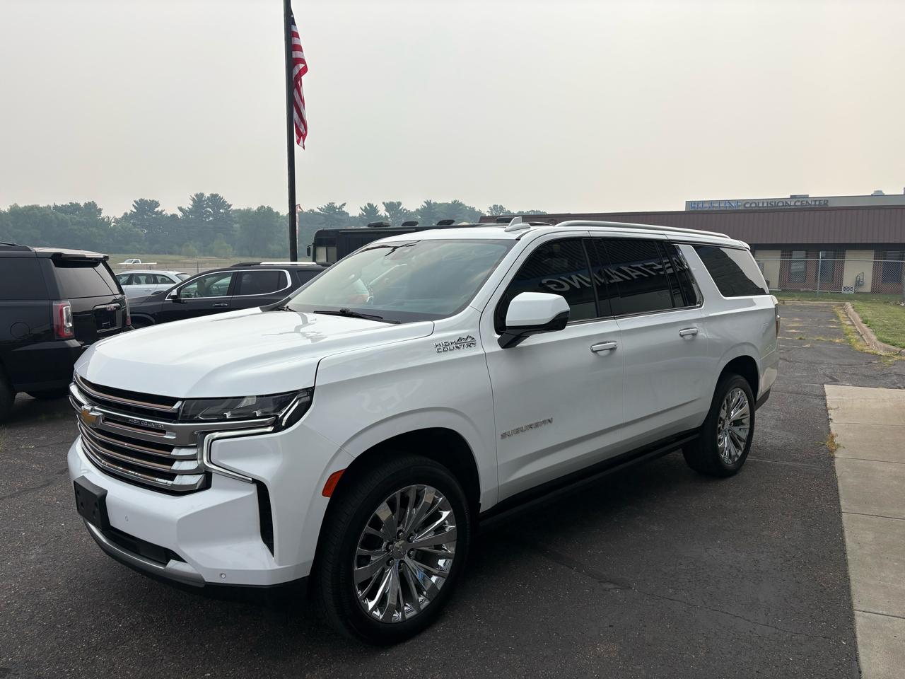 Chevrolet Suburban 4WD 4dr High Country 2021