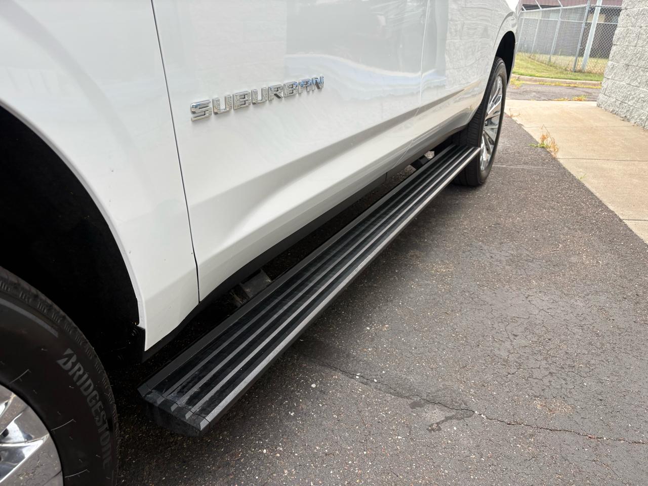 Chevrolet Suburban 4WD 4dr High Country 2021