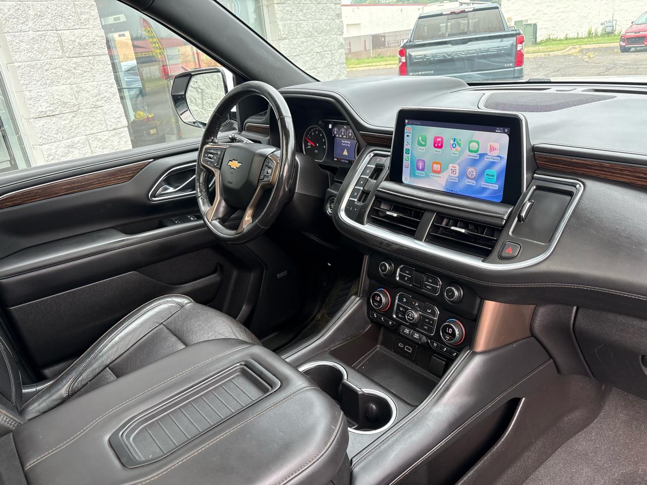 Chevrolet Suburban 4WD 4dr High Country 2021