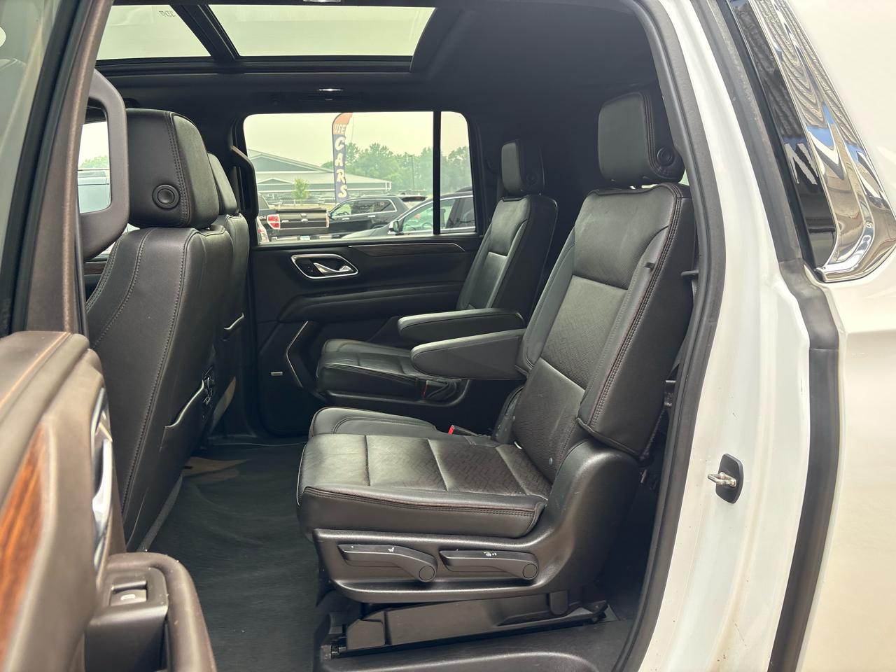 Chevrolet Suburban 4WD 4dr High Country 2021
