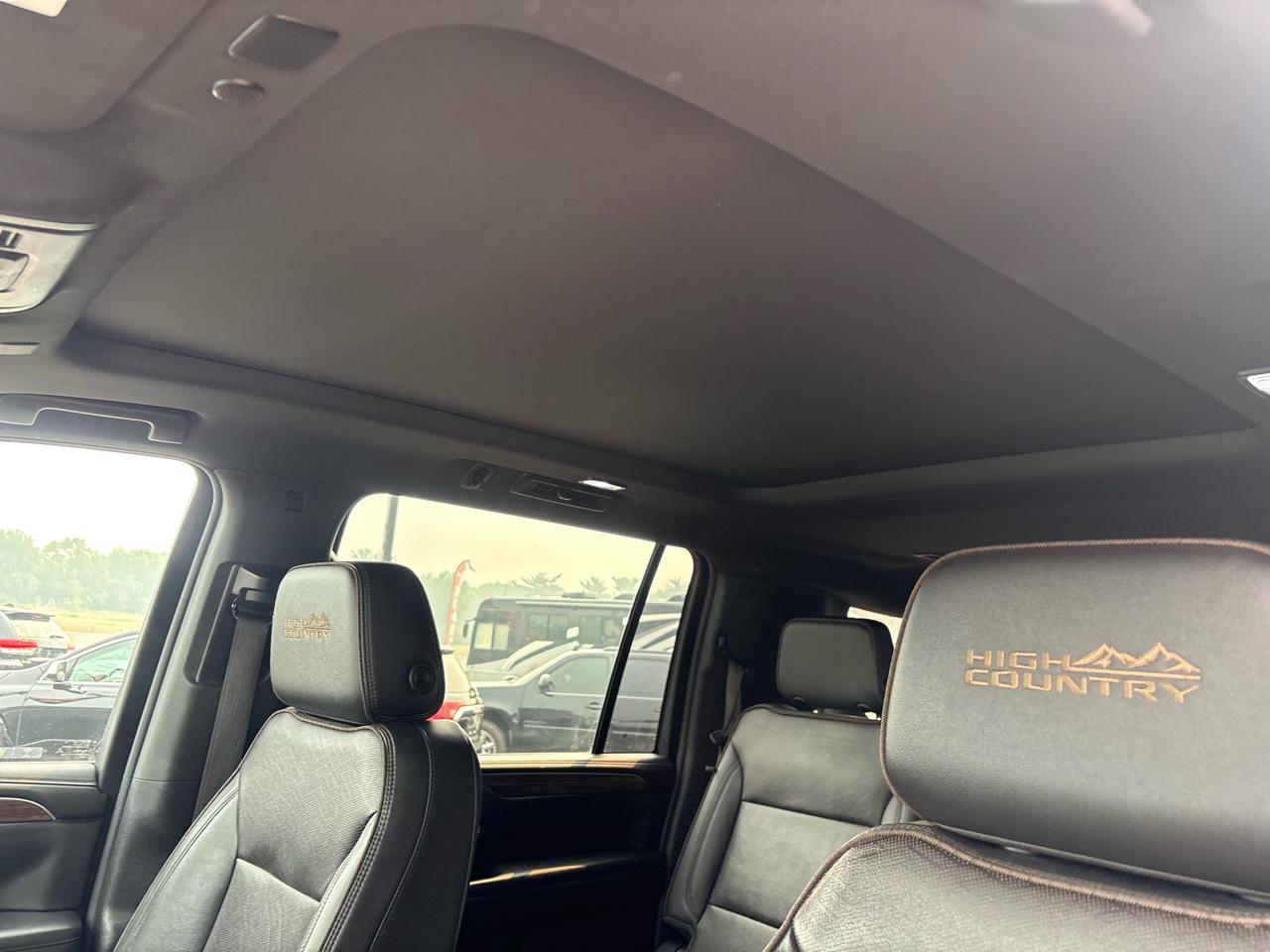 Chevrolet Suburban 4WD 4dr High Country 2021
