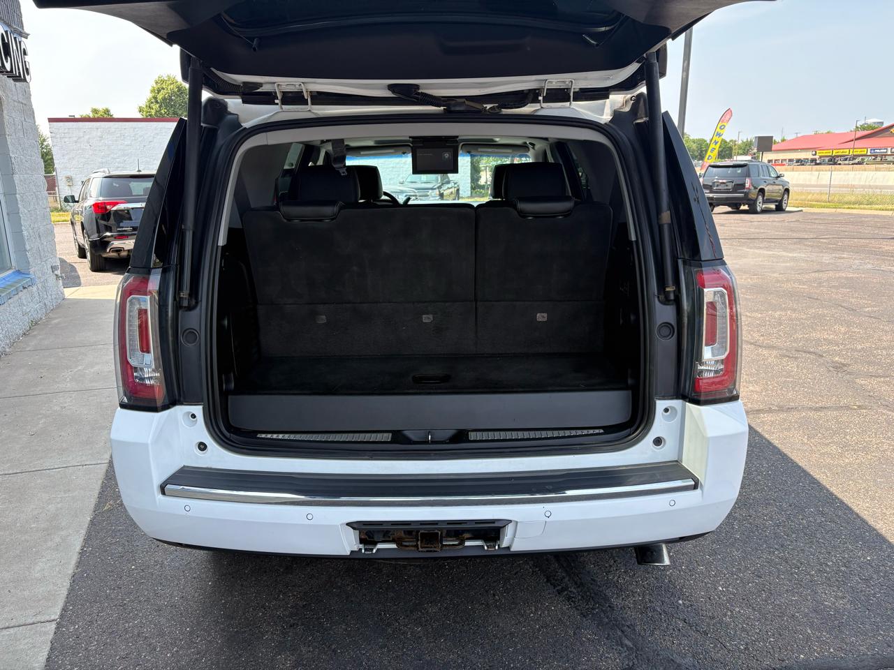 GMC Yukon 4WD 4dr Denali 2018