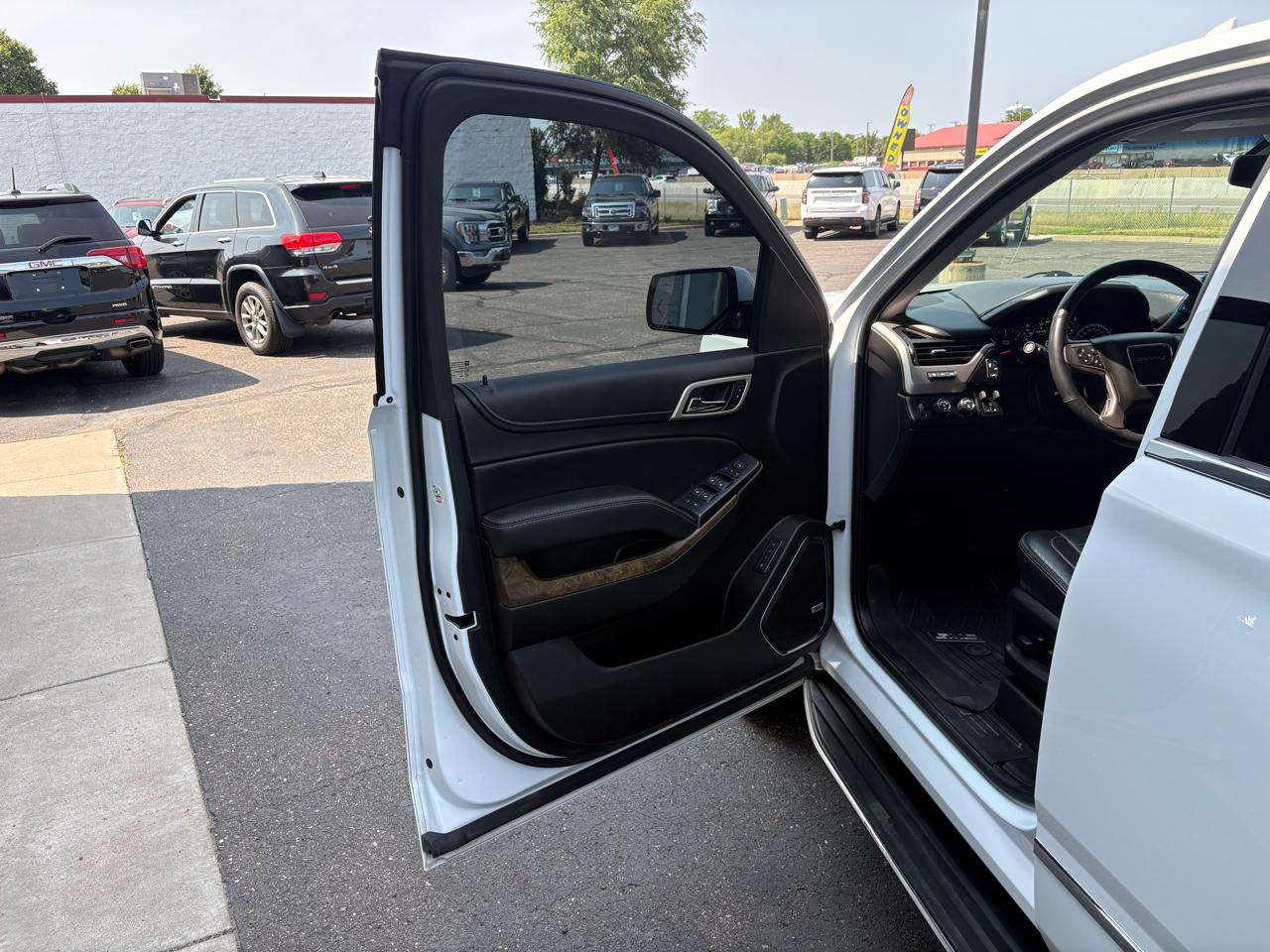 GMC Yukon 4WD 4dr Denali 2018