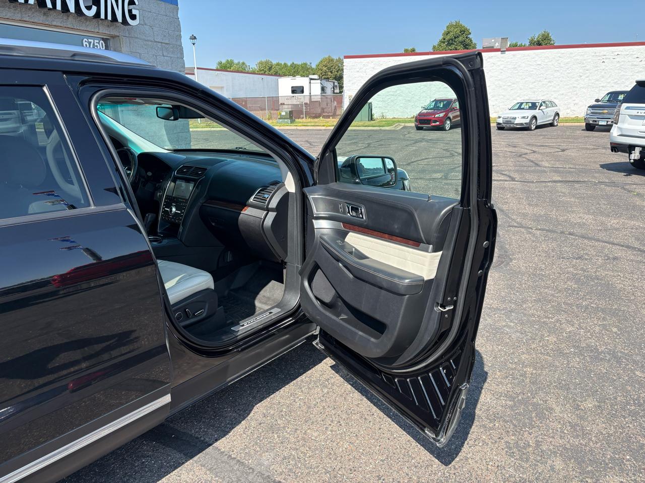 Ford Explorer Platinum 4WD 2017