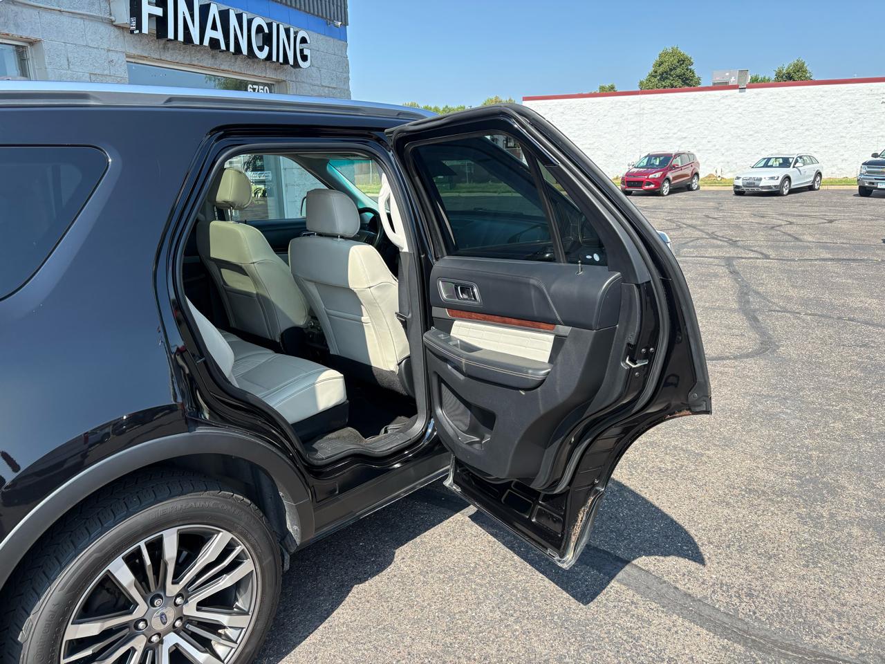 Ford Explorer Platinum 4WD 2017