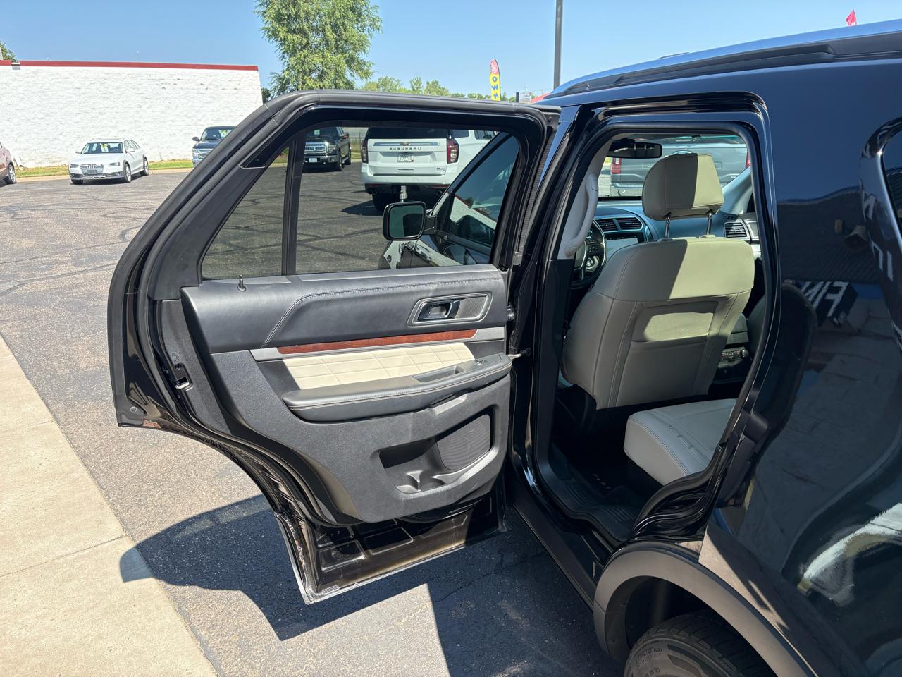 Ford Explorer Platinum 4WD 2017
