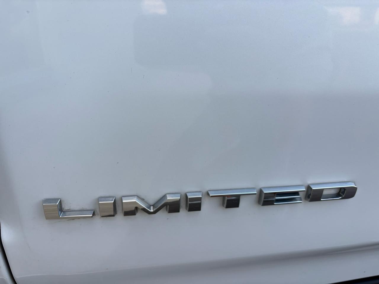 RAM 1500 Limited 4x4 Crew Cab 5'7" Box 2019