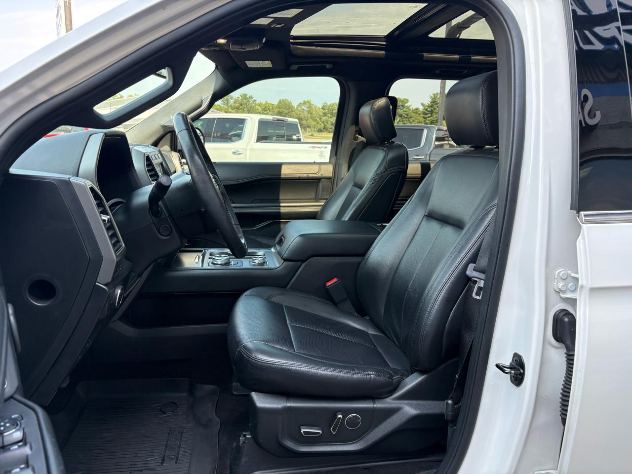 Ford Expedition XLT 4x4 2019