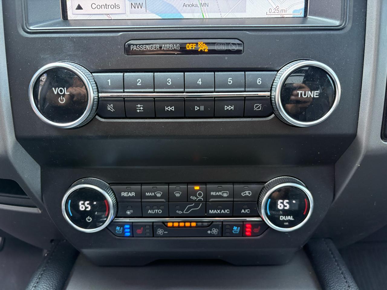 Ford Expedition XLT 4x4 2019
