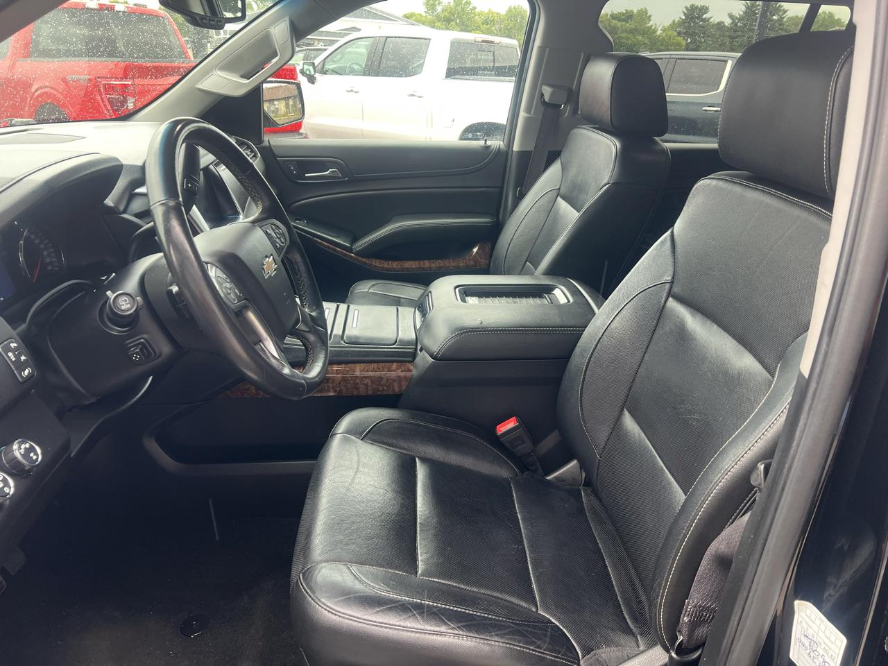 Chevrolet Suburban 4WD 4dr 1500 Premier 2017