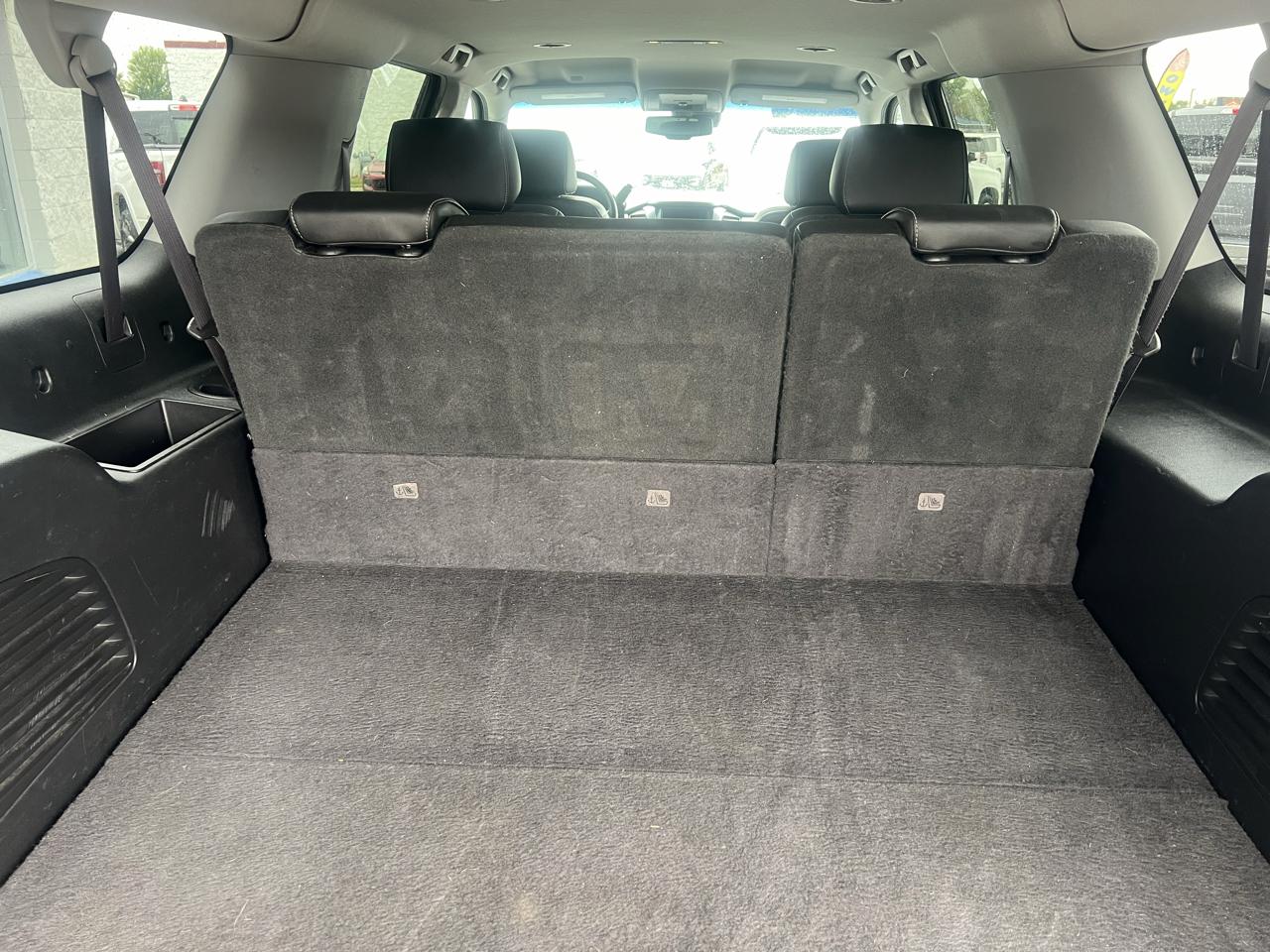 Chevrolet Suburban 4WD 4dr 1500 Premier 2017