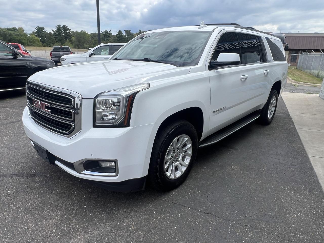 GMC Yukon XL 4WD 4dr SLT 2020