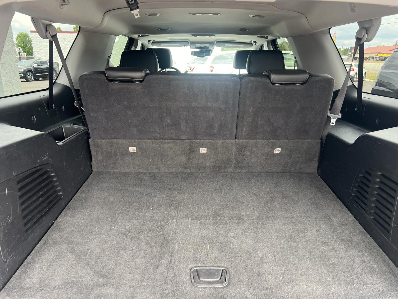 GMC Yukon XL 4WD 4dr SLT 2020