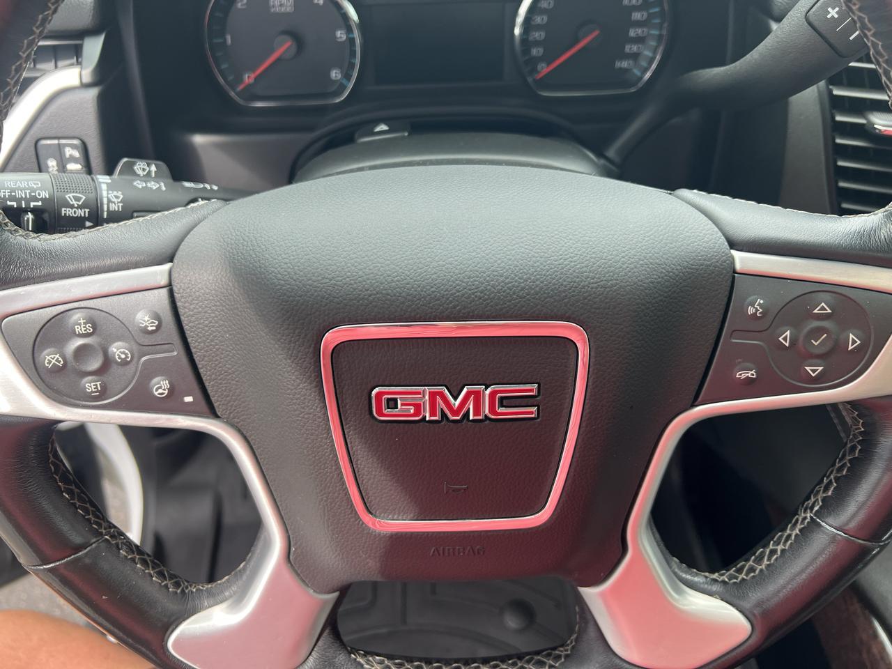 GMC Yukon XL 4WD 4dr SLT 2020