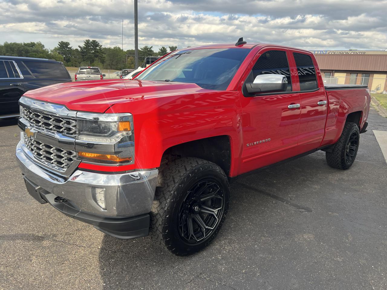 Chevrolet Silverado 1500 4WD Double Cab 143.5" LT w/1LT 2016