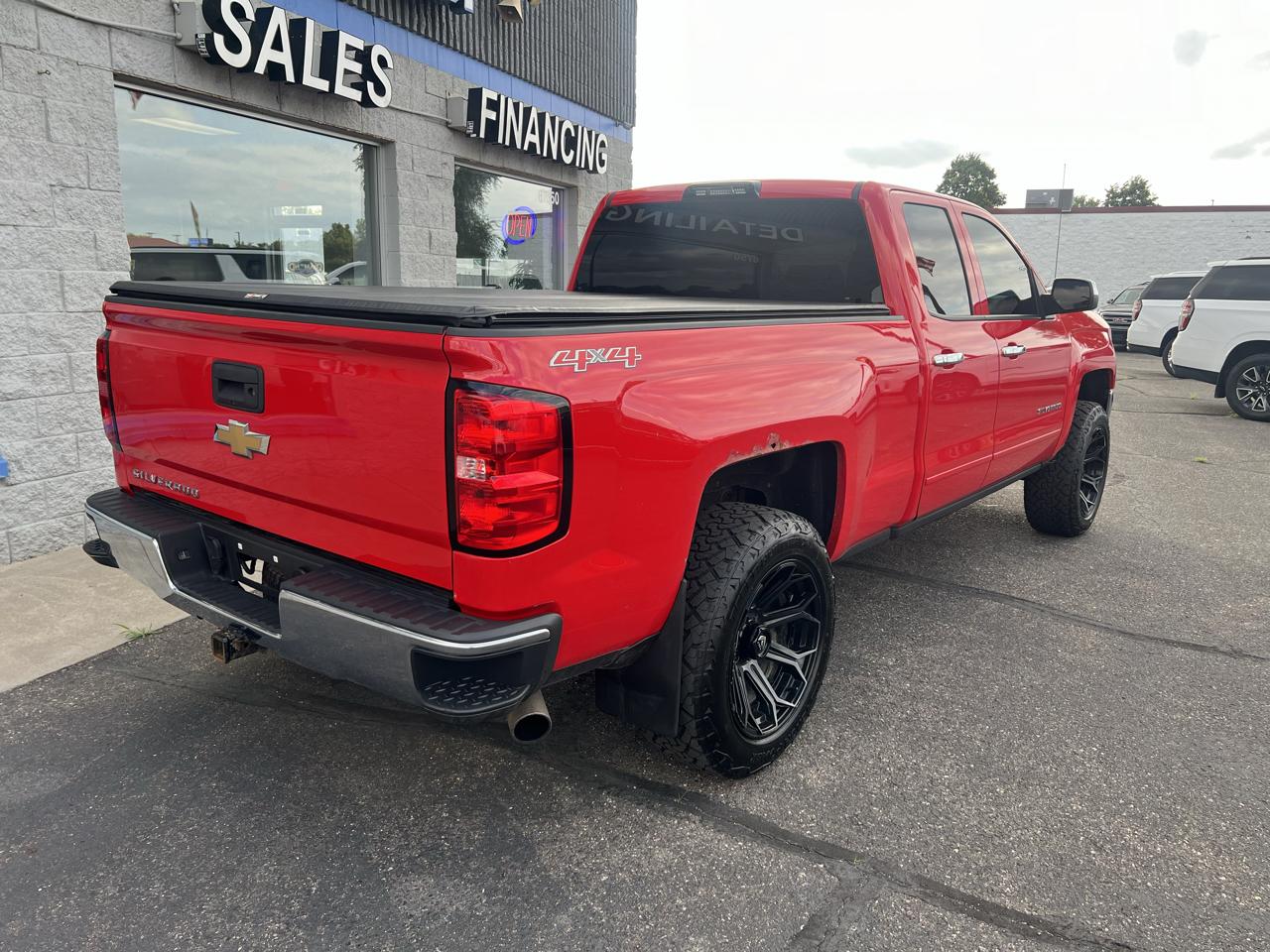 Chevrolet Silverado 1500 4WD Double Cab 143.5" LT w/1LT 2016