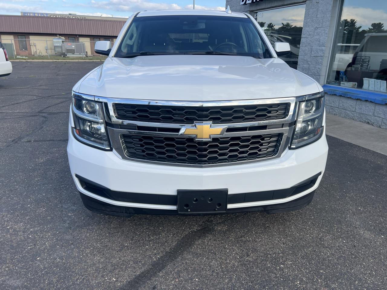 Chevrolet Suburban 4WD 4dr 1500 LT 2018