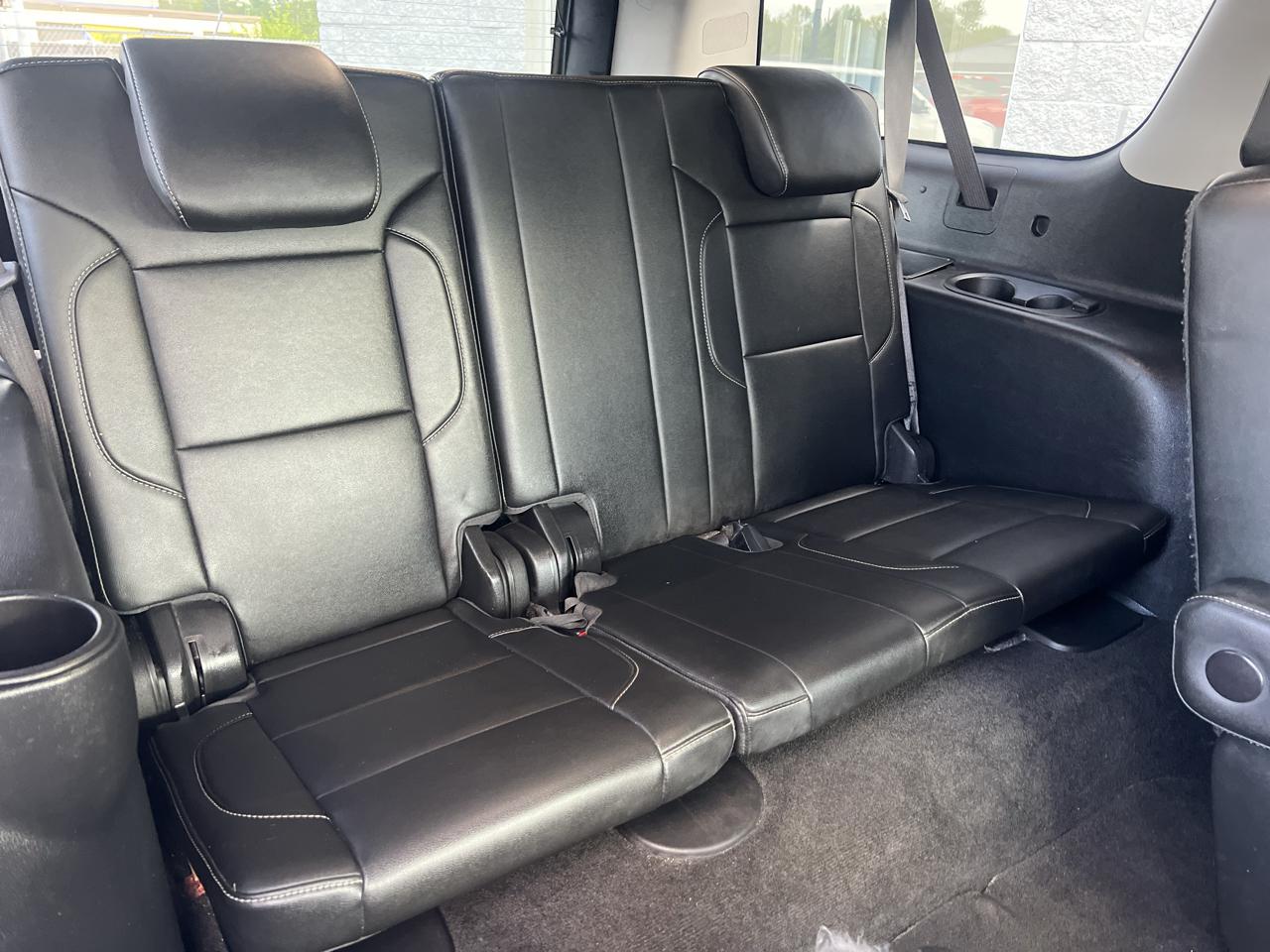 Chevrolet Suburban 4WD 4dr 1500 LT 2018