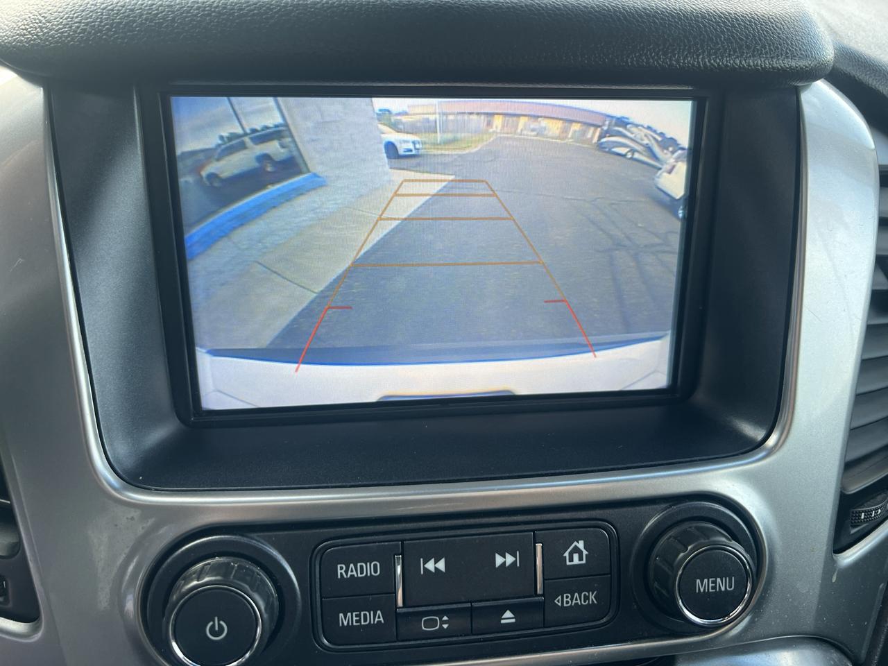 Chevrolet Suburban 4WD 4dr 1500 LT 2018