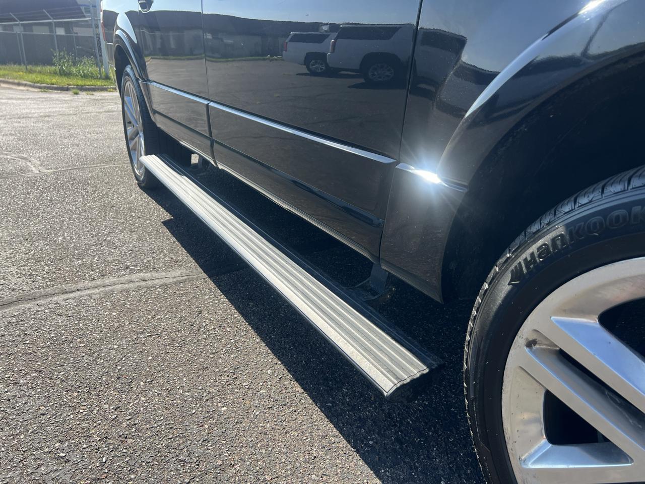 Ford Expedition EL 4WD 4dr Limited 2015