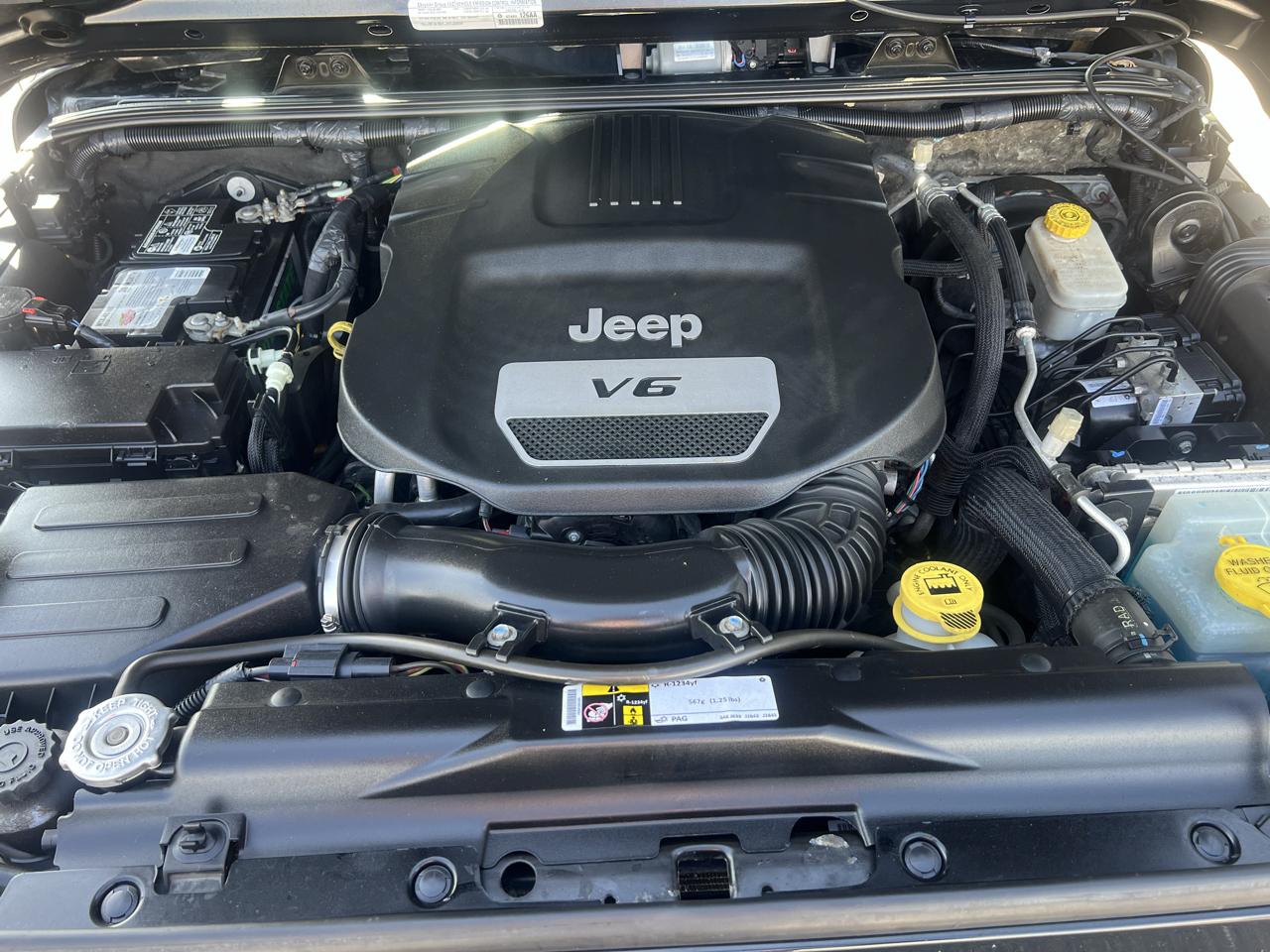 Jeep Wrangler Unlimited 4WD 4dr Rubicon Hard Rock 2015