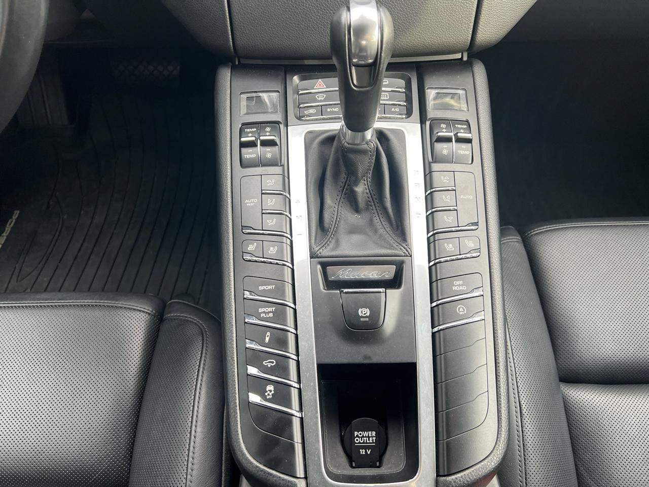 Porsche Macan AWD 4dr S 2015