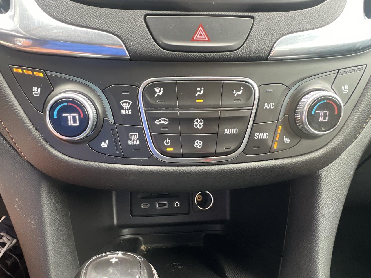 Chevrolet Equinox AWD 4dr Premier 2021