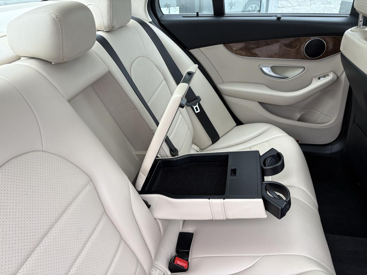 Mercedes-Benz C-Class 4dr Sdn C 300 4MATIC 2016