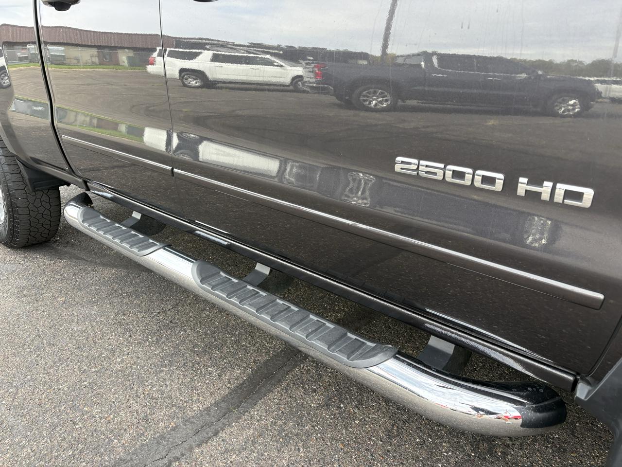 Chevrolet Silverado 2500HD Built After Aug 14  2015