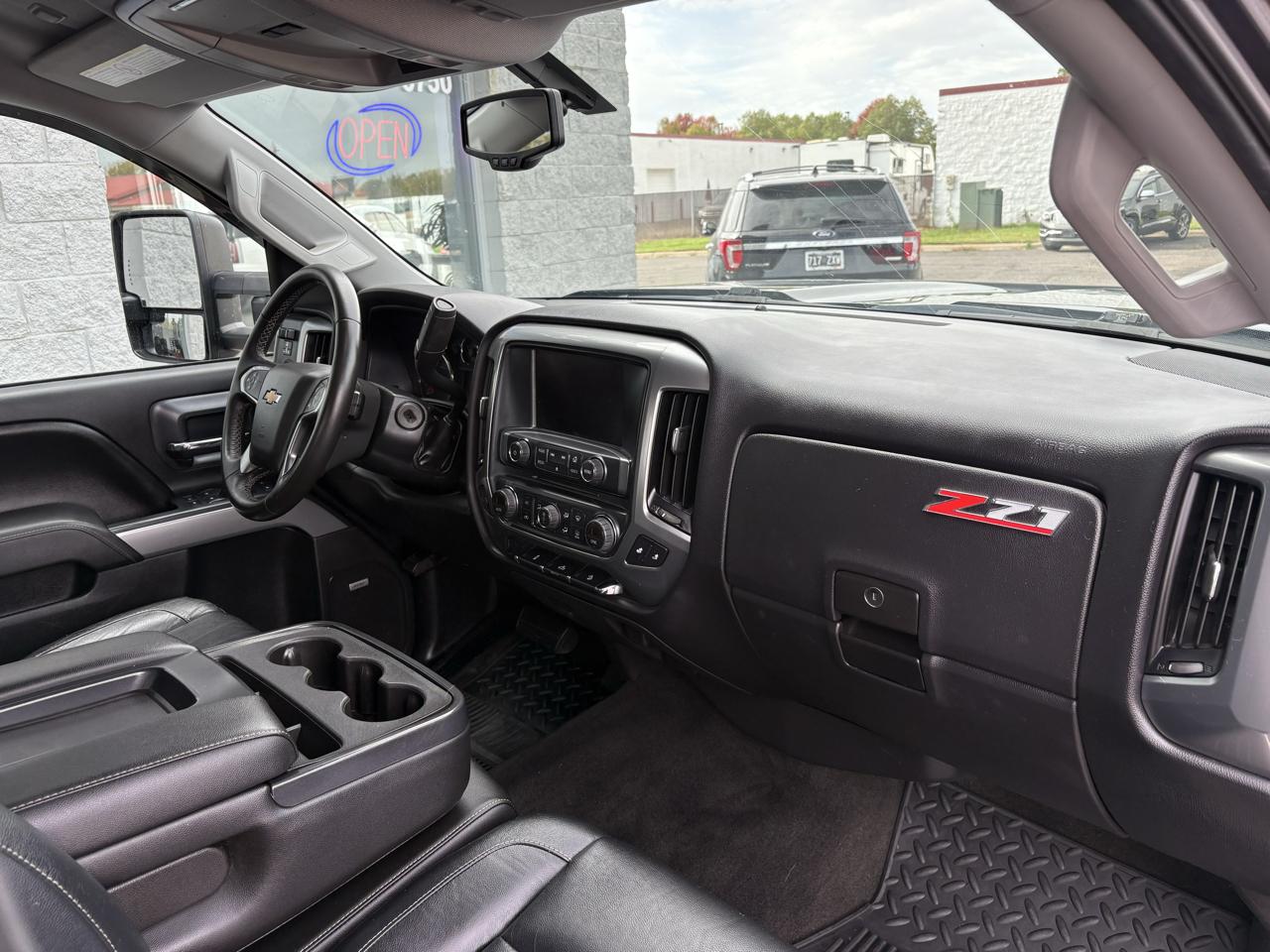 Chevrolet Silverado 2500HD Built After Aug 14  2015