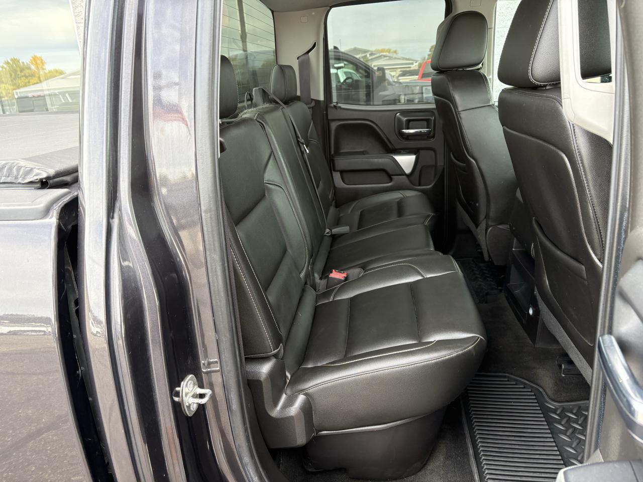 Chevrolet Silverado 2500HD Built After Aug 14  2015