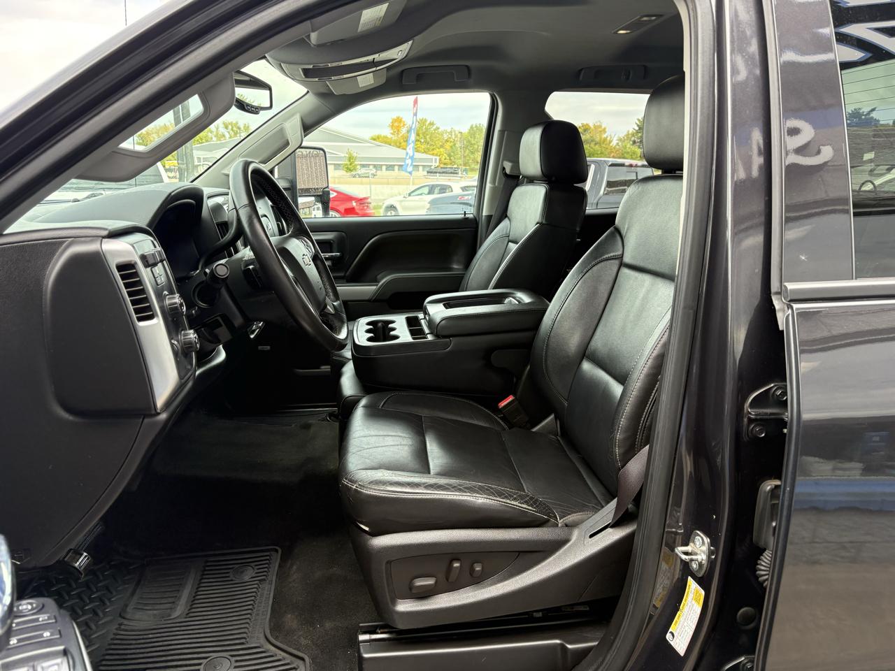 Chevrolet Silverado 2500HD Built After Aug 14  2015