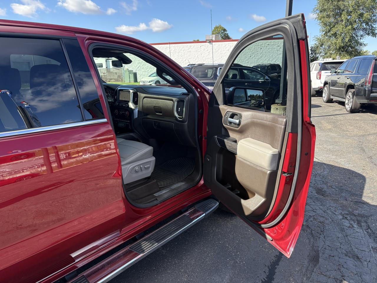 Chevrolet Silverado 1500 4WD Crew Cab 147" LTZ 2020