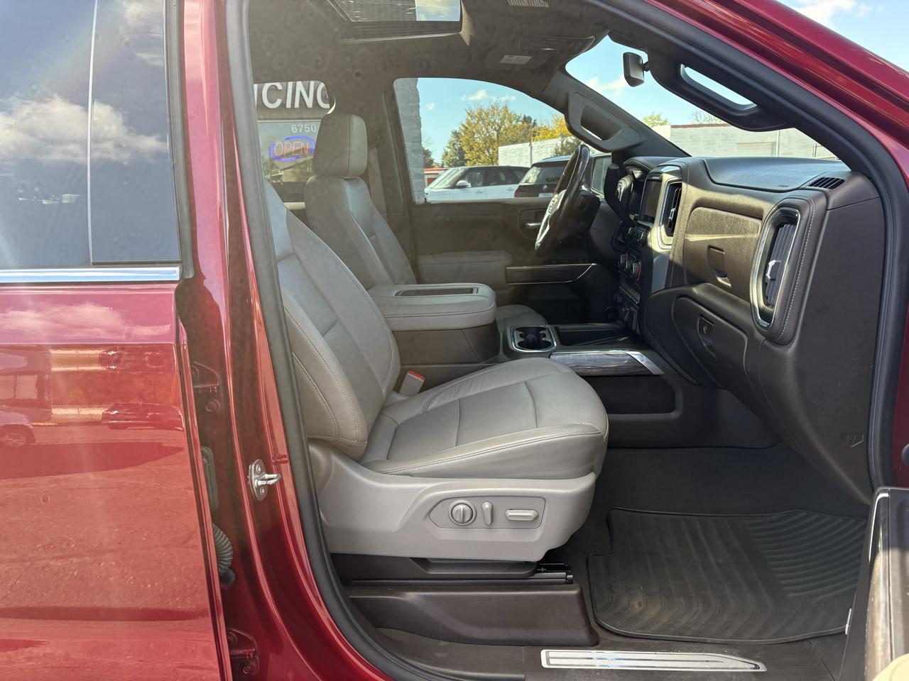 Chevrolet Silverado 1500 4WD Crew Cab 147" LTZ 2020