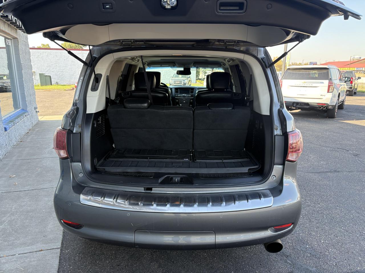 Infiniti QX80 4WD 4dr 2016