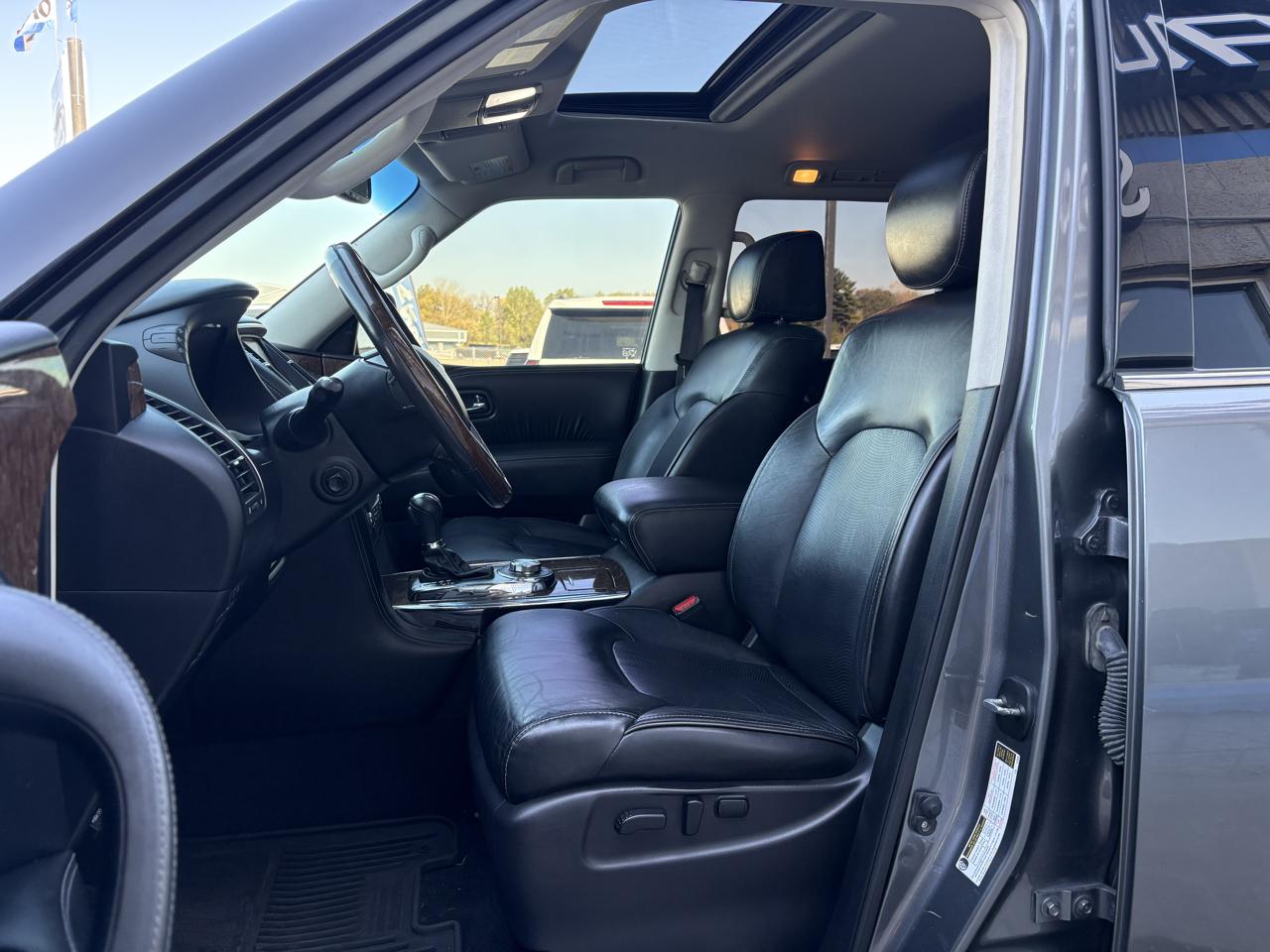 Infiniti QX80 4WD 4dr 2016