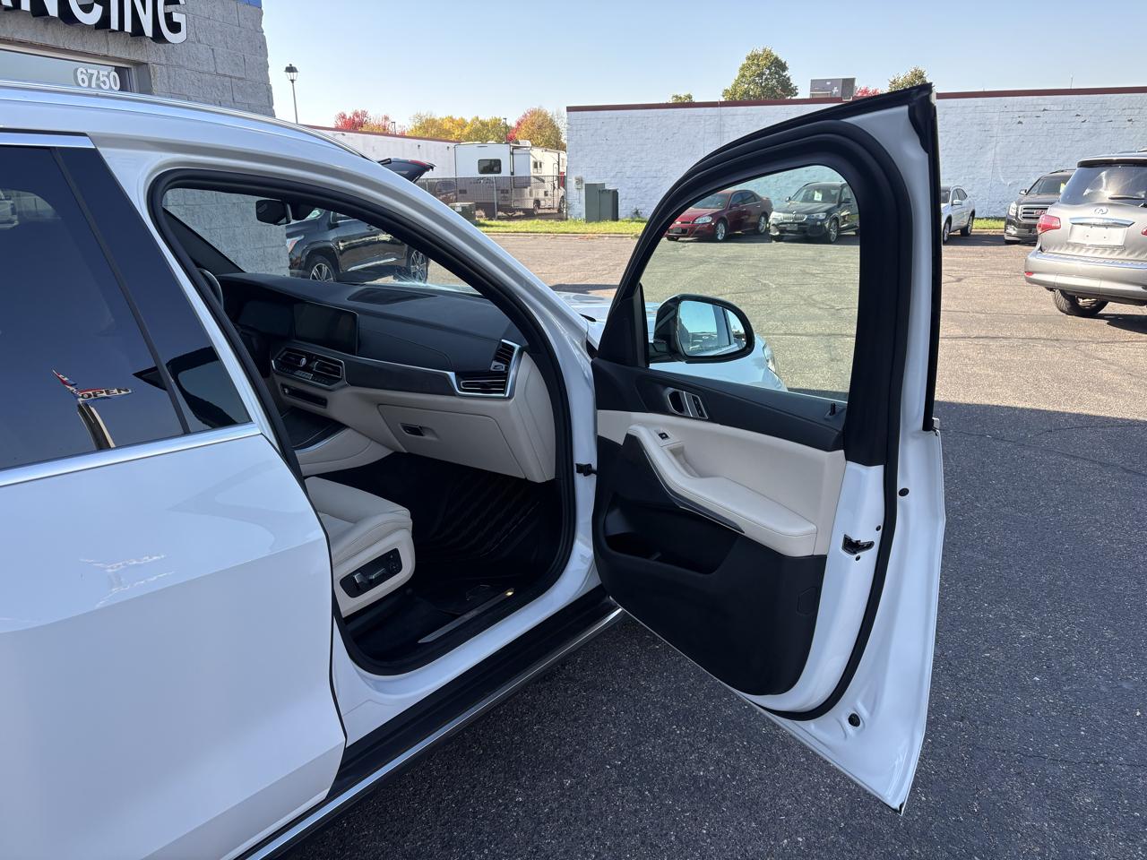 BMW X5 xDrive40i Sports Activity Vehicle 2020