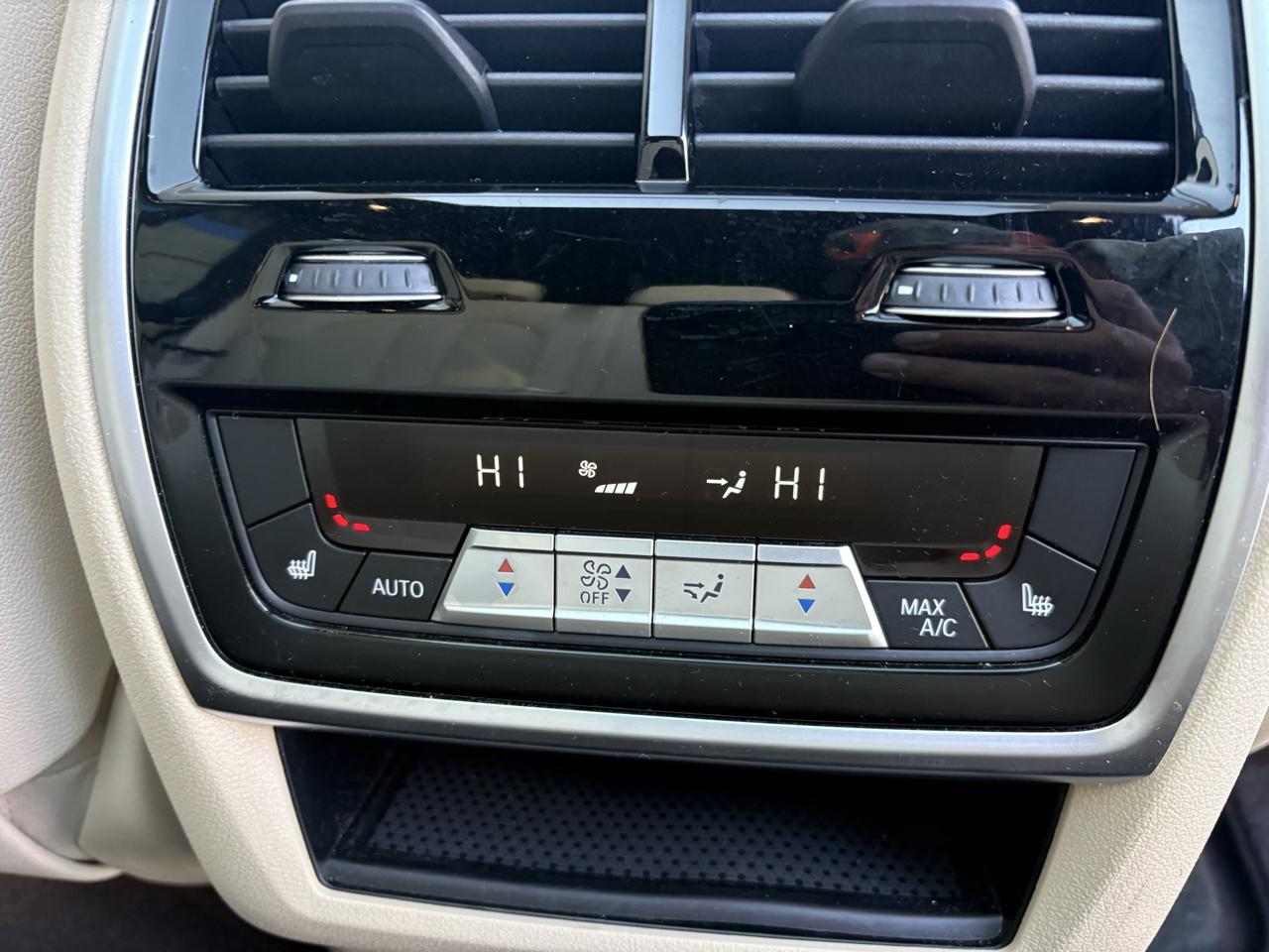 BMW X5 xDrive40i Sports Activity Vehicle 2020