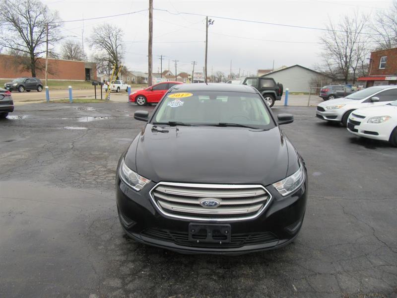 Ford Taurus  2017